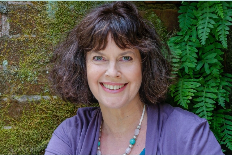 Episode 91 – Mindful Yoga and Embodied Dharma with Anne Cushman